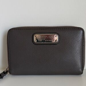 Gray Leather Marc Jacobs Wallet